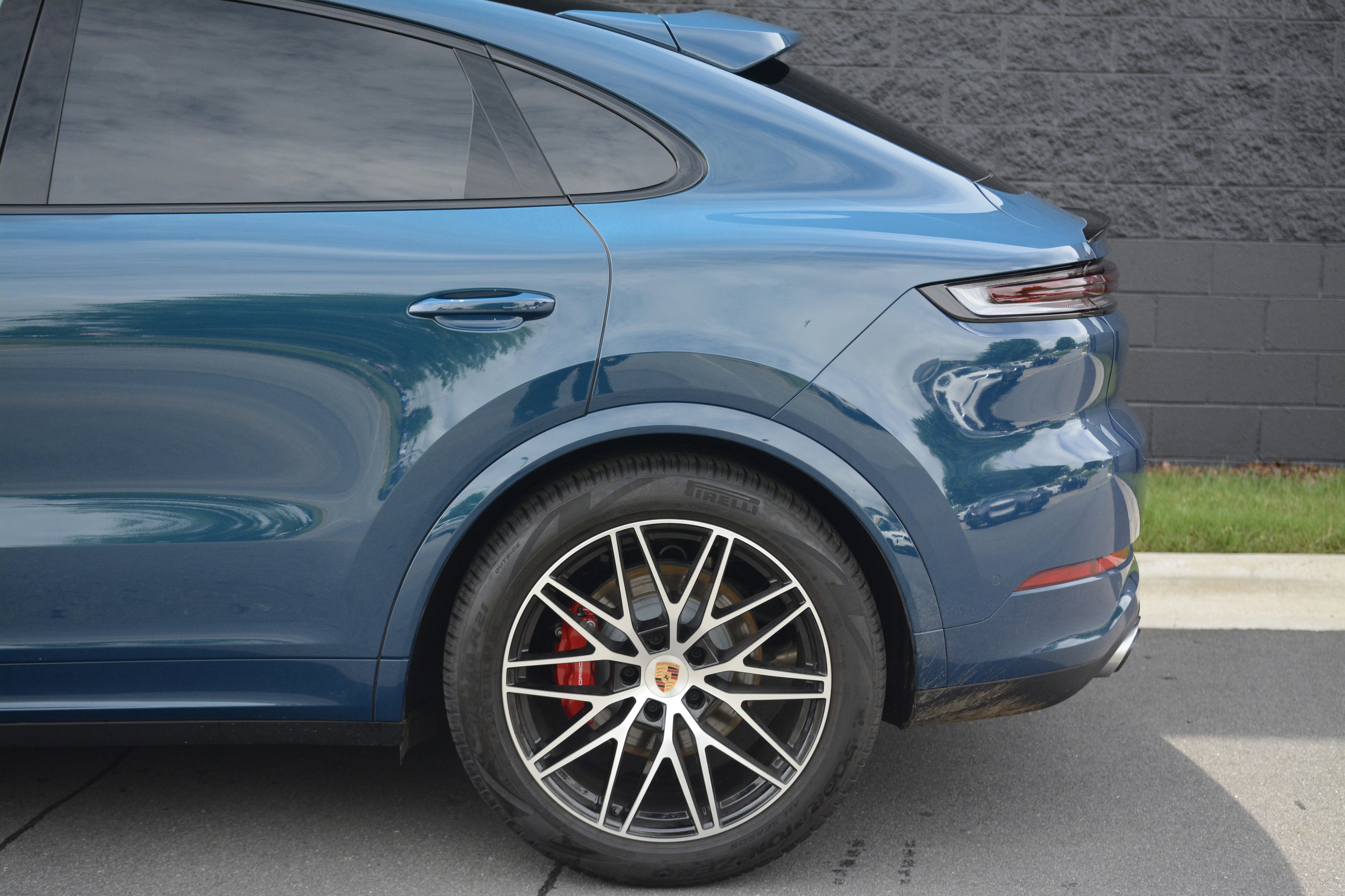 Certified 2026 Porsche Cayenne S AWD/4WD image 38