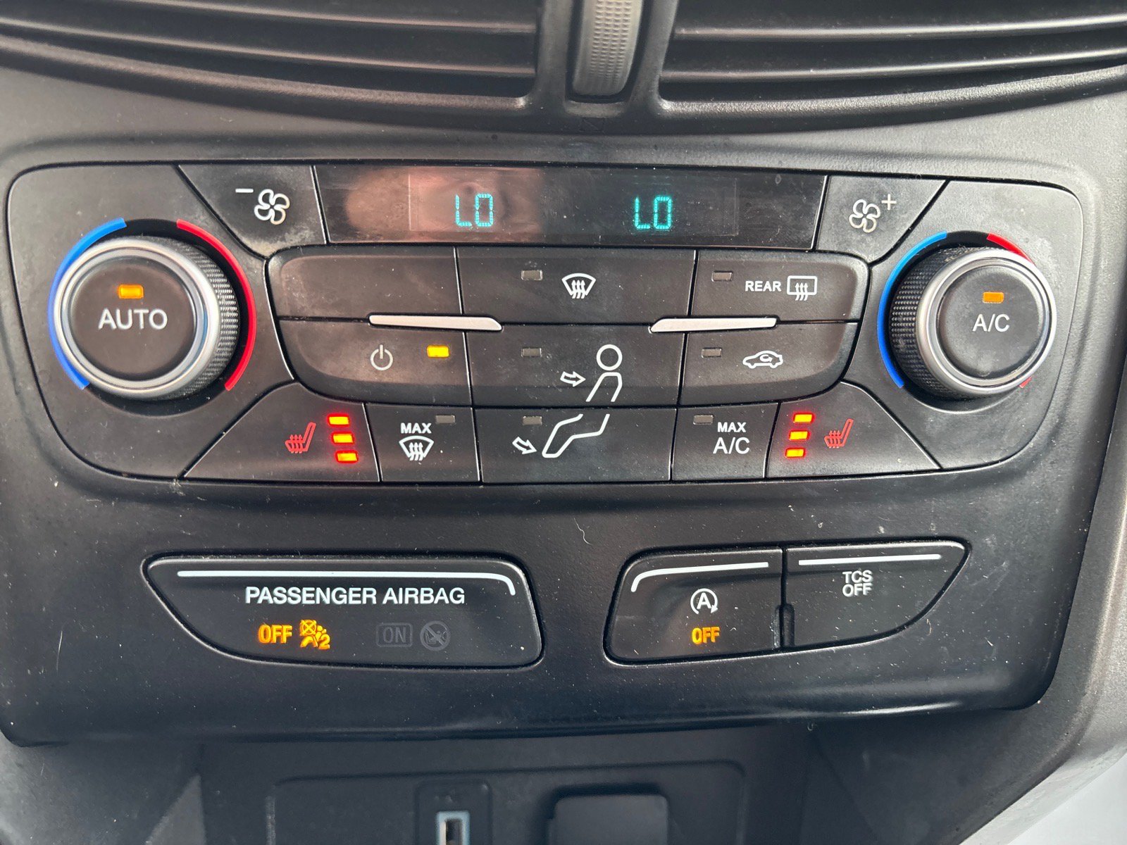 Used 2018 Ford Escape SE AWD/4WD image 32