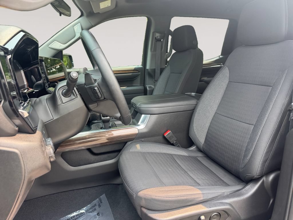 Used 2023 Chevrolet Silverado 1500 RST w/ Protection Package AWD/4WD image 9