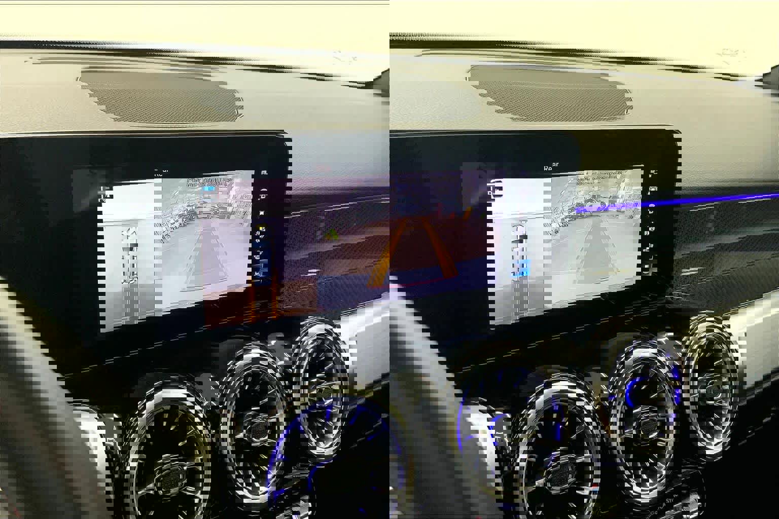 Certified 2022 Mercedes-Benz GLB 250 GLB 250 image 24