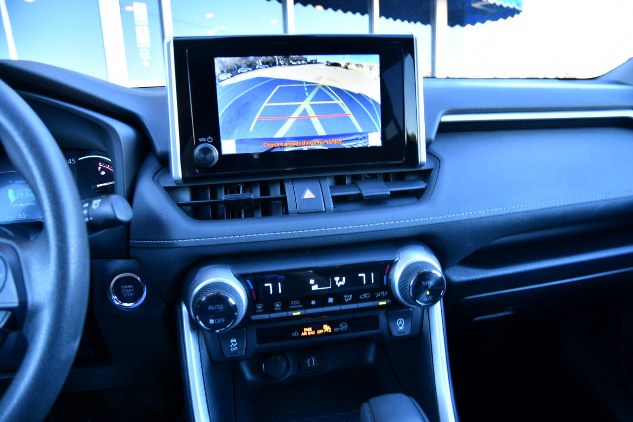 Used 2024 Toyota RAV4 XLE image 19