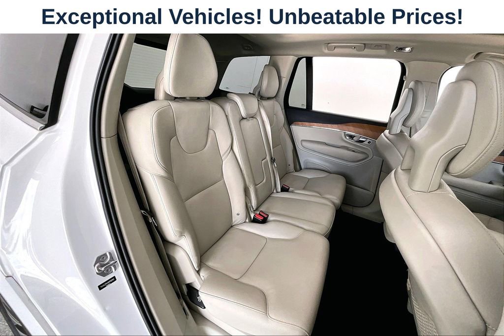 Used 2021 Volvo XC90 T6 Momentum AWD/4WD image 34