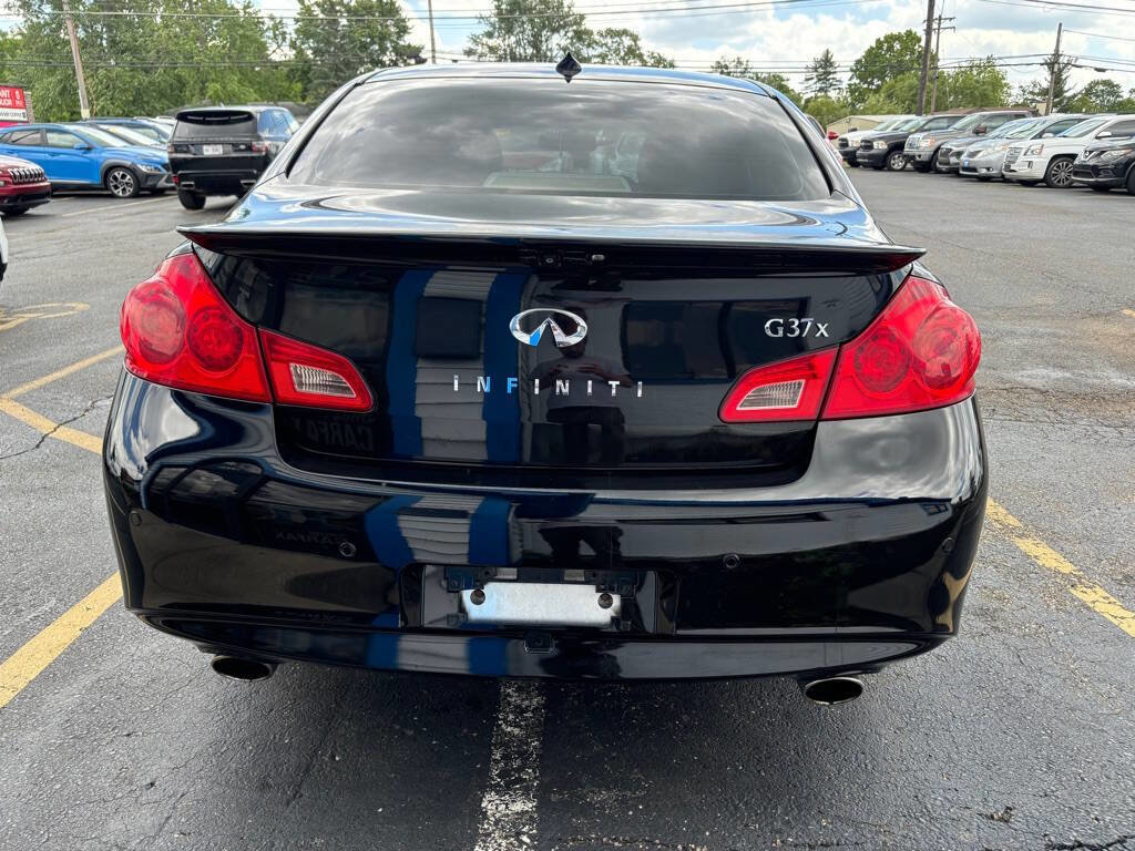 Used 2011 INFINITI G37 x Sedan AWD/4WD image 5