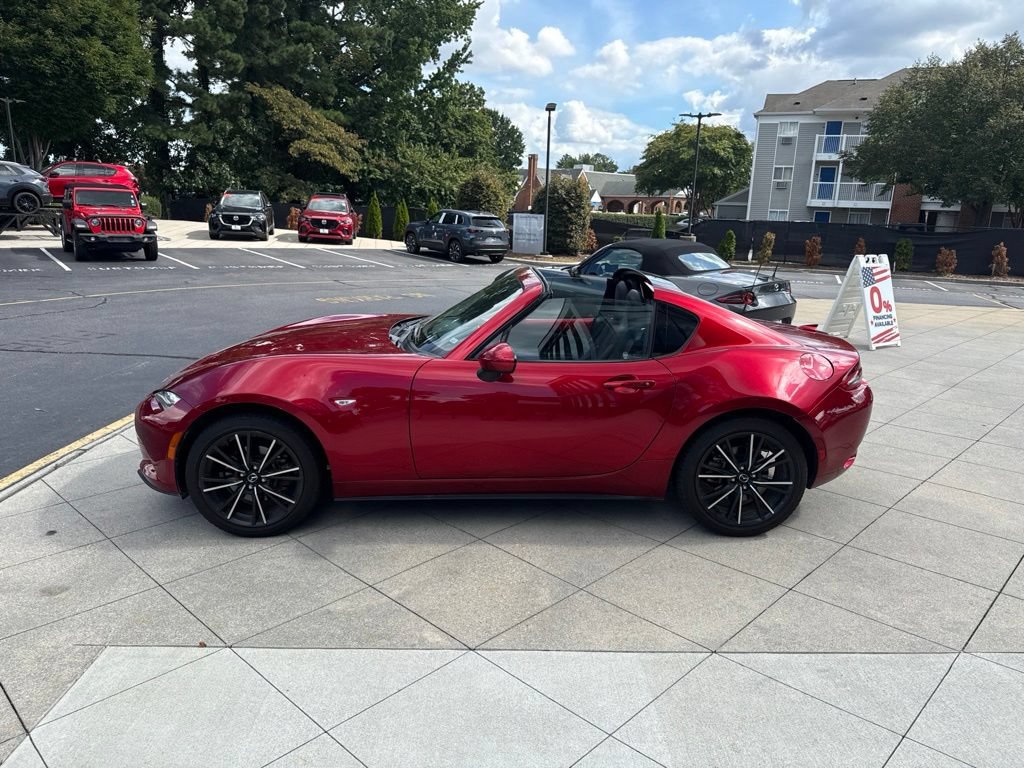 Used 2025 MAZDA MX-5 Miata RF Grand Touring RWD image 4