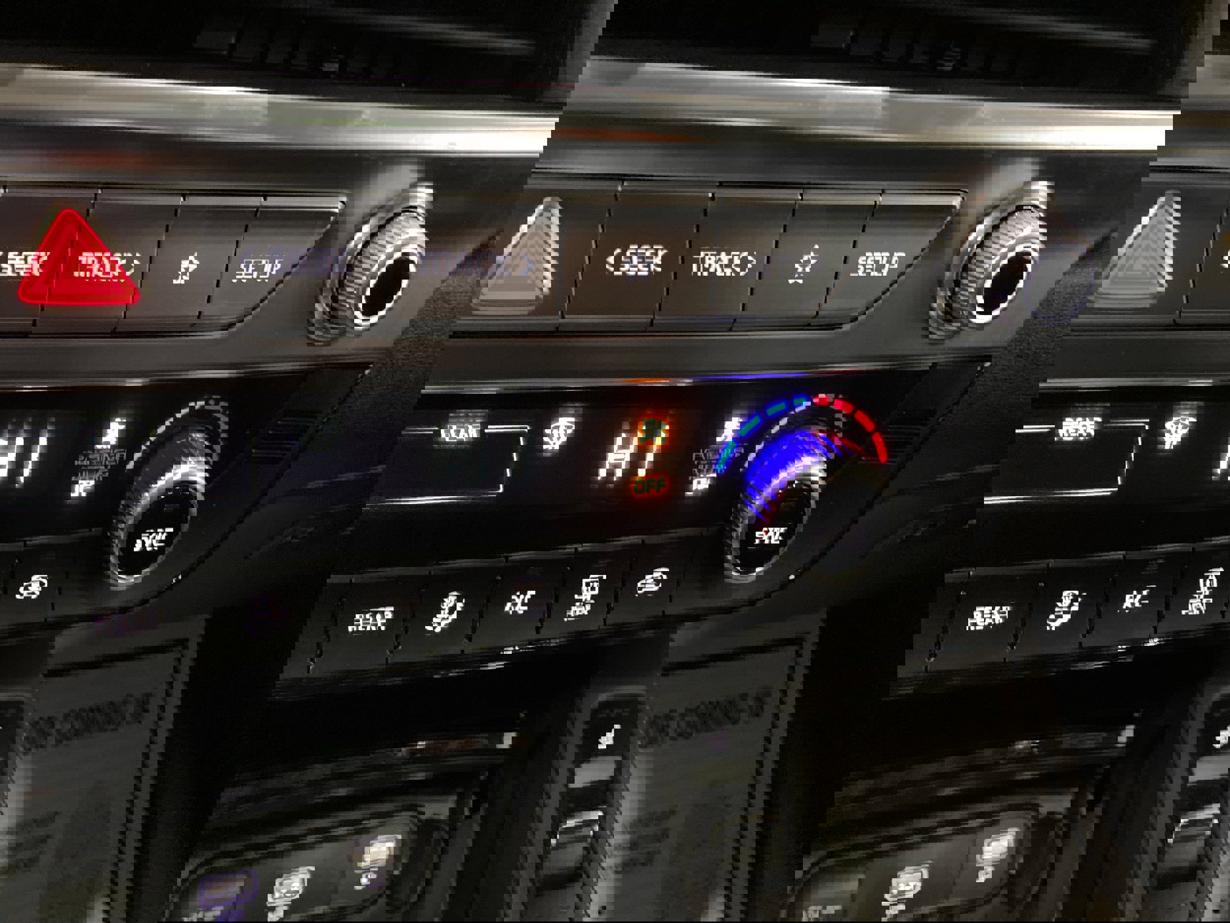 Used 2022 Kia Telluride SX image 36