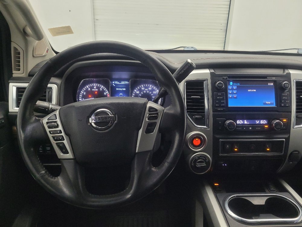 Used 2017 Nissan Titan SL image 22