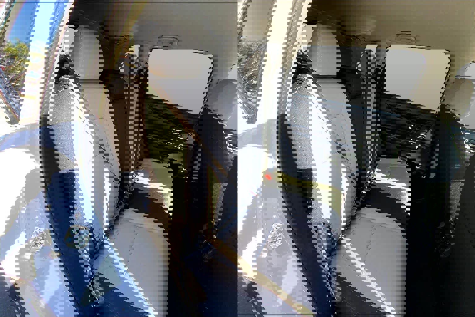 Used 2025 Honda CR-V LX image 19