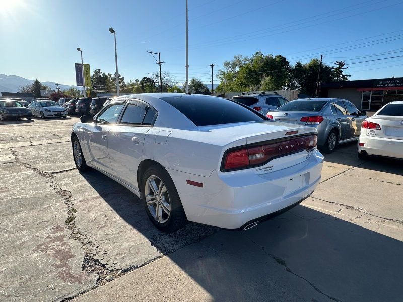 Used 2013 Dodge Charger SXT AWD/4WD image 5
