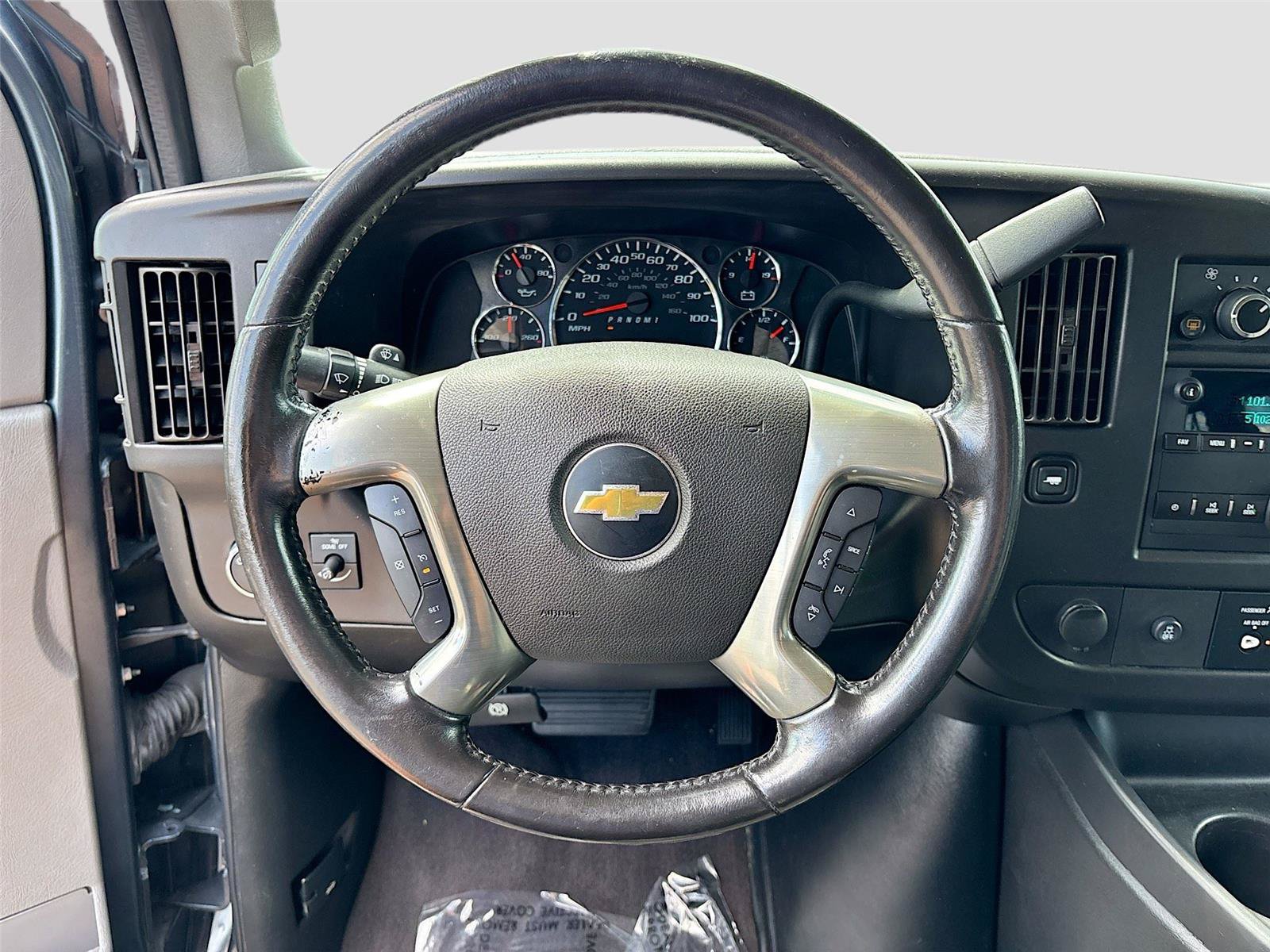 Used 2019 Chevrolet Express 3500 LT w/ LT Preferred Equipment Group RWD image 11