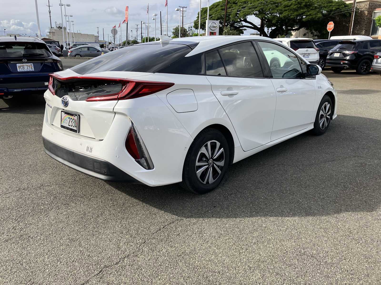 Used 2017 Toyota Prius Prime Plus image 3