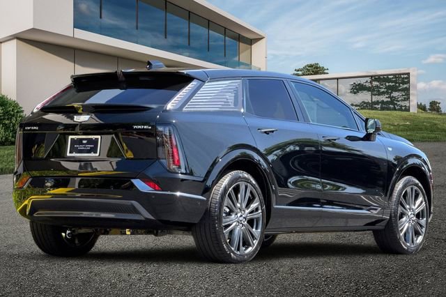 New 2026 Cadillac Optiq Sport 2 w/ LPO, Floor Liner Package image 4