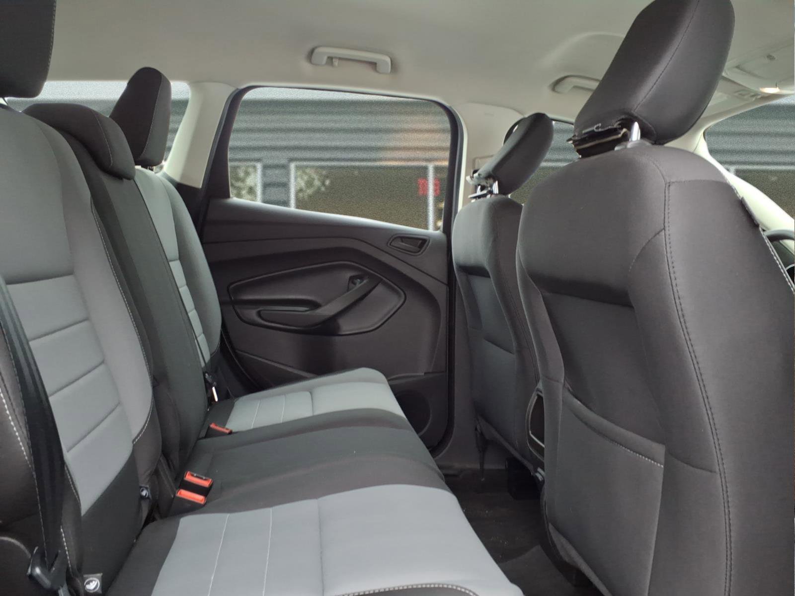Used 2019 Ford Escape S image 11