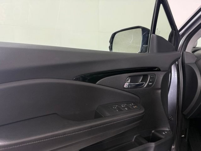 Used 2016 Honda Pilot Touring image 30