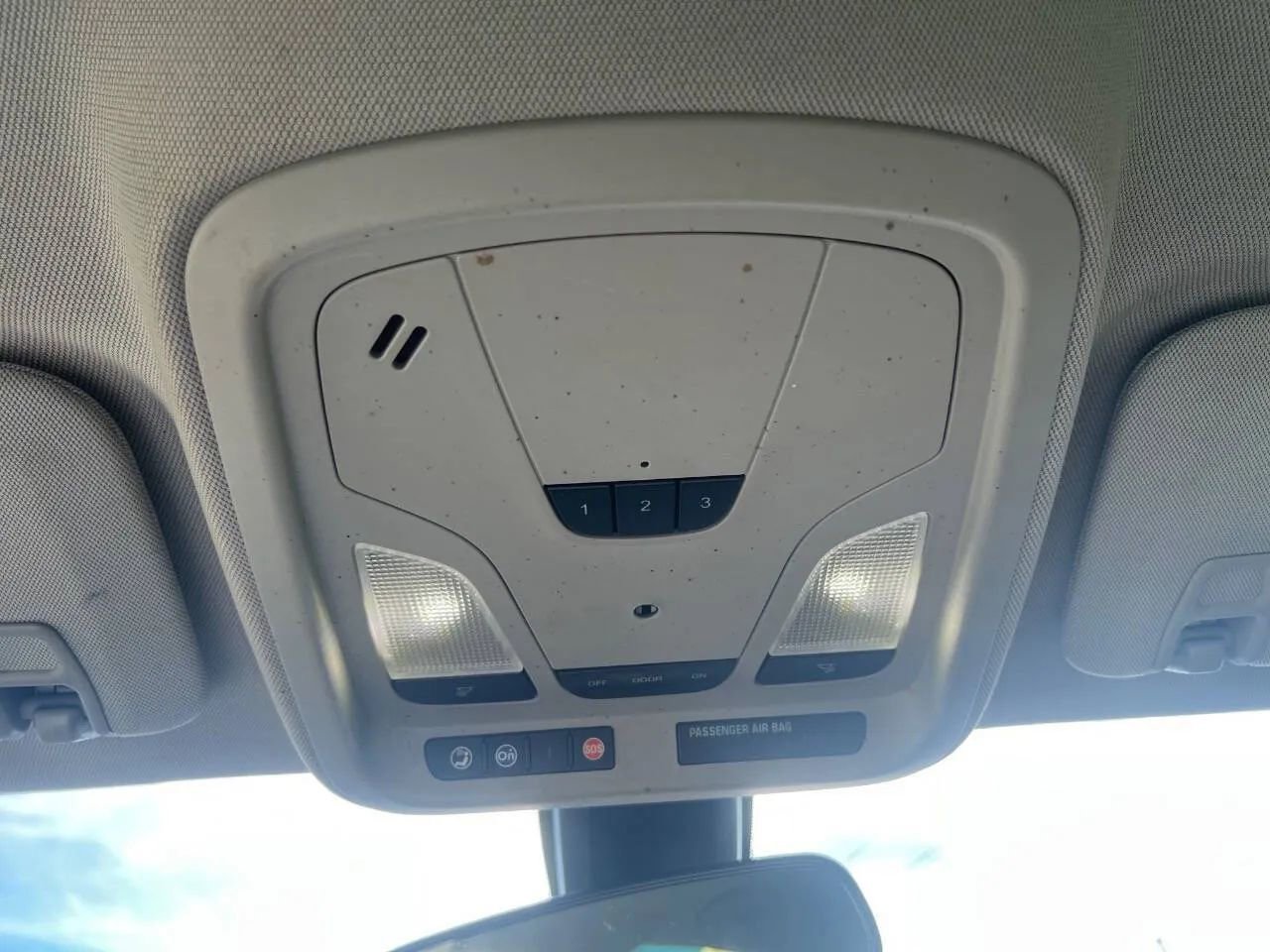 Used 2018 Chevrolet Impala Premier FWD image 22