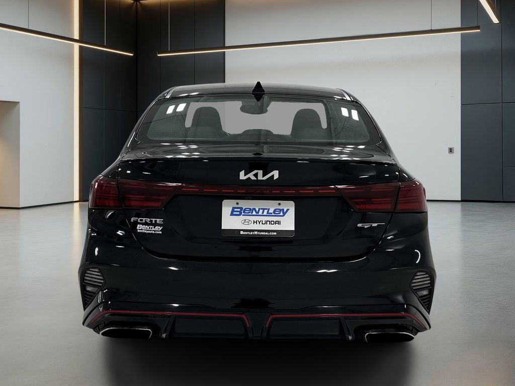 Used 2022 Kia Forte GT FWD image 5