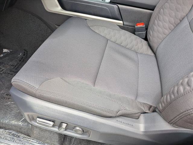 New 2026 Toyota Tundra SR5 w/ SR5 Convenience Package RWD image 4