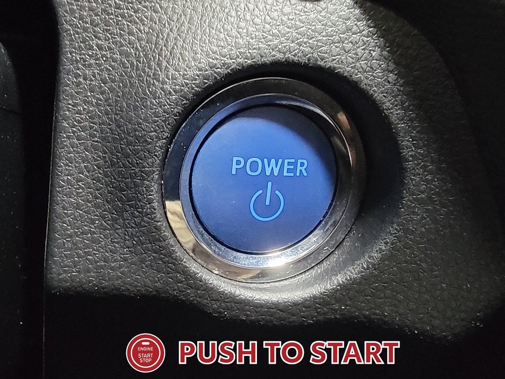 Used 2022 Toyota RAV4 XLE Premium AWD/4WD image 19
