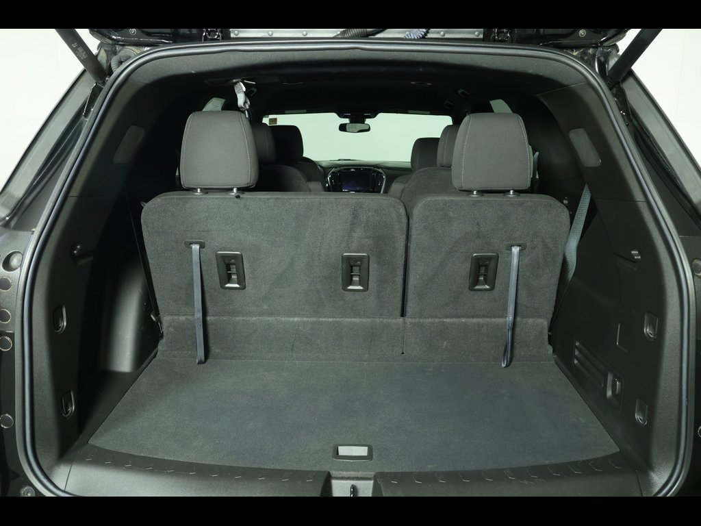 Used 2022 Chevrolet Traverse LT image 17