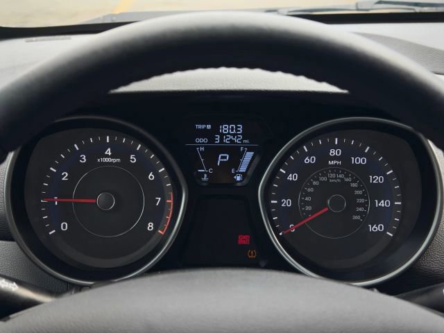 Used 2012 Hyundai Elantra Limited w/ Technology Pkg 5 FWD image 17