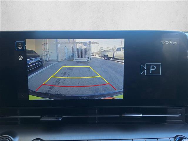 Used 2025 Hyundai Kona SEL image 13