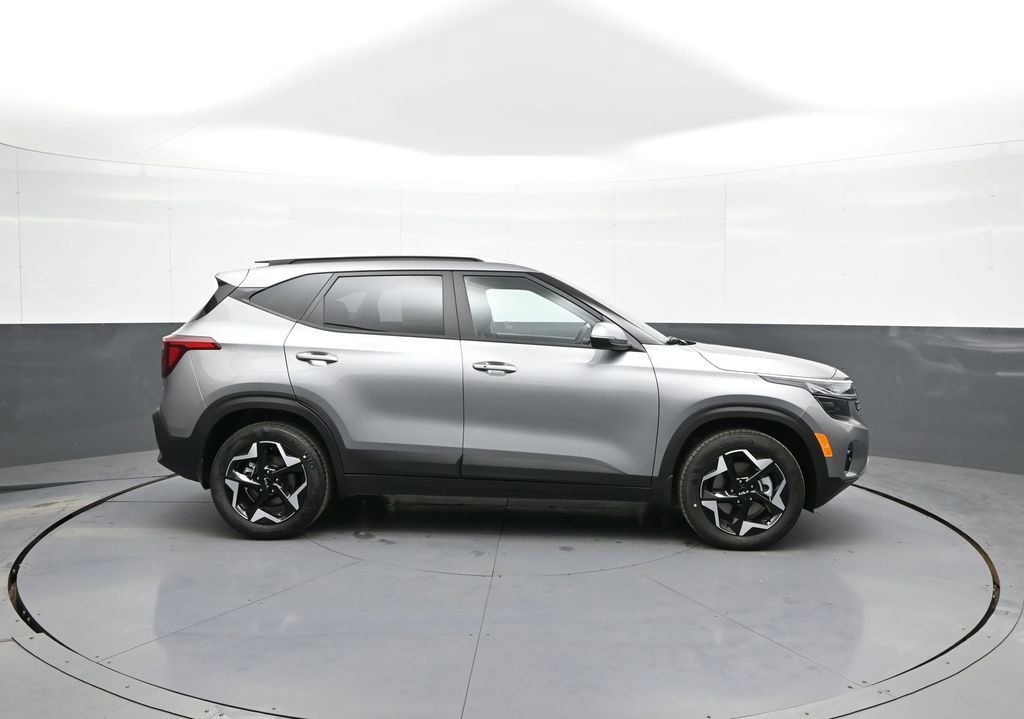 New 2025 Kia Seltos S image 5