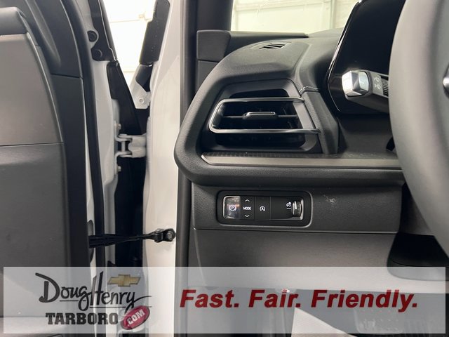 New 2026 Chevrolet Traverse LT w/ Driver Confidence Package image 31