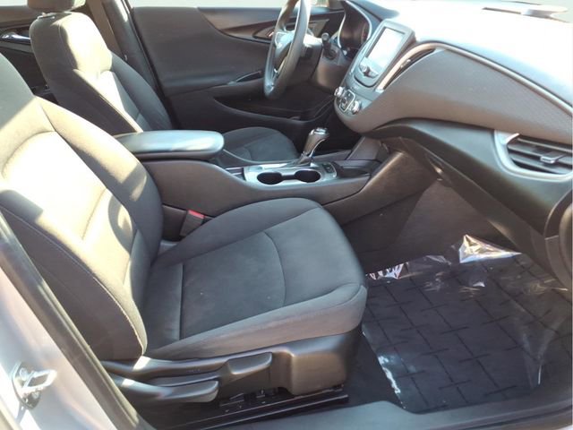 Used 2018 Chevrolet Malibu LS image 21