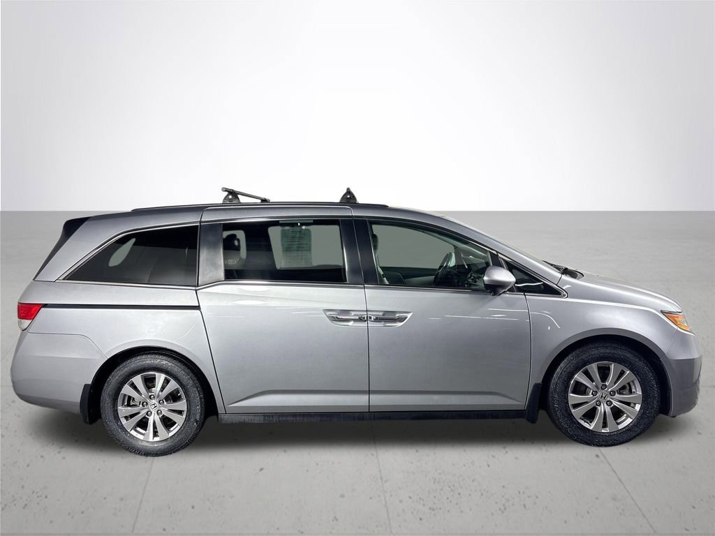 Used 2016 Honda Odyssey SE image 5