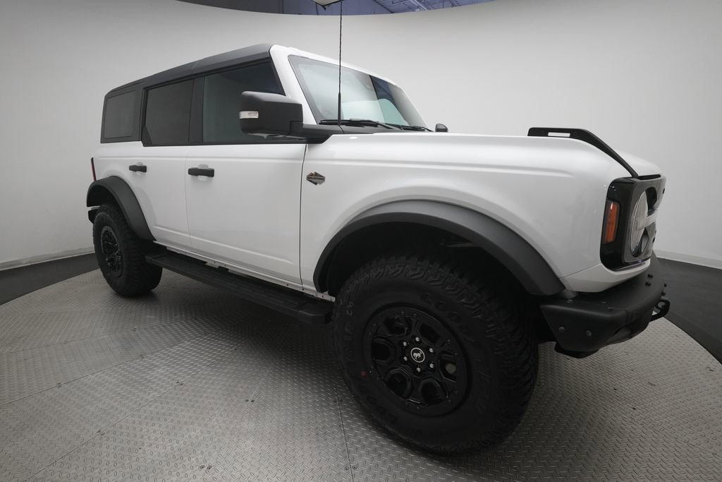 Used 2023 Ford Bronco Wildtrak AWD/4WD image 35