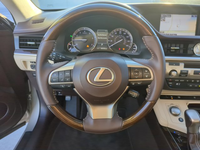 Used 2016 Lexus ES 350 image 11