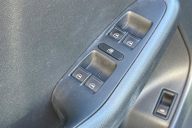 Used 2016 Volkswagen Jetta S FWD image 11
