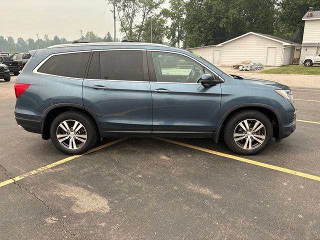 Used 2017 Honda Pilot EX-L image 2