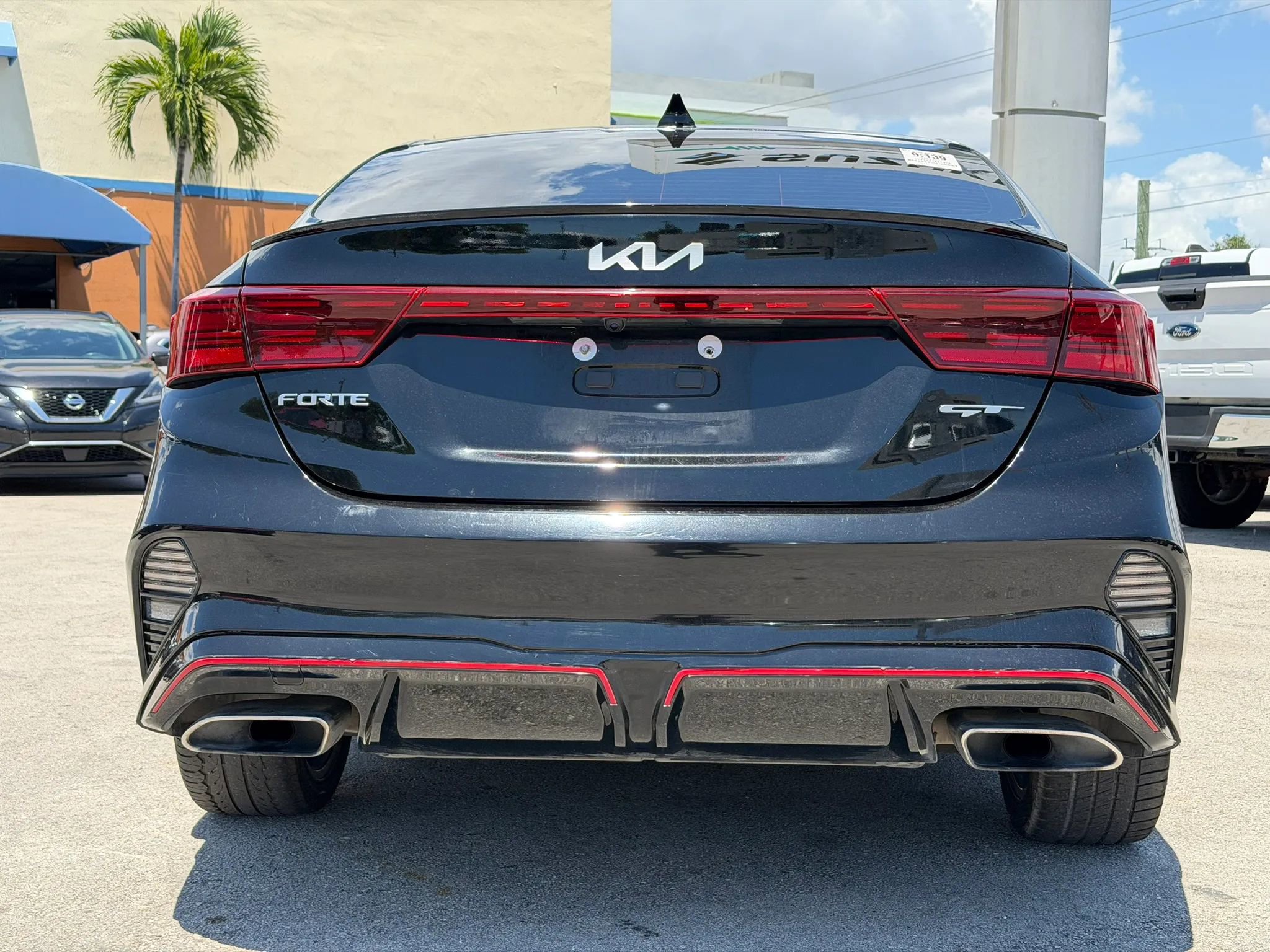 Used 2022 Kia Forte GT w/ GT Technology Package FWD image 5