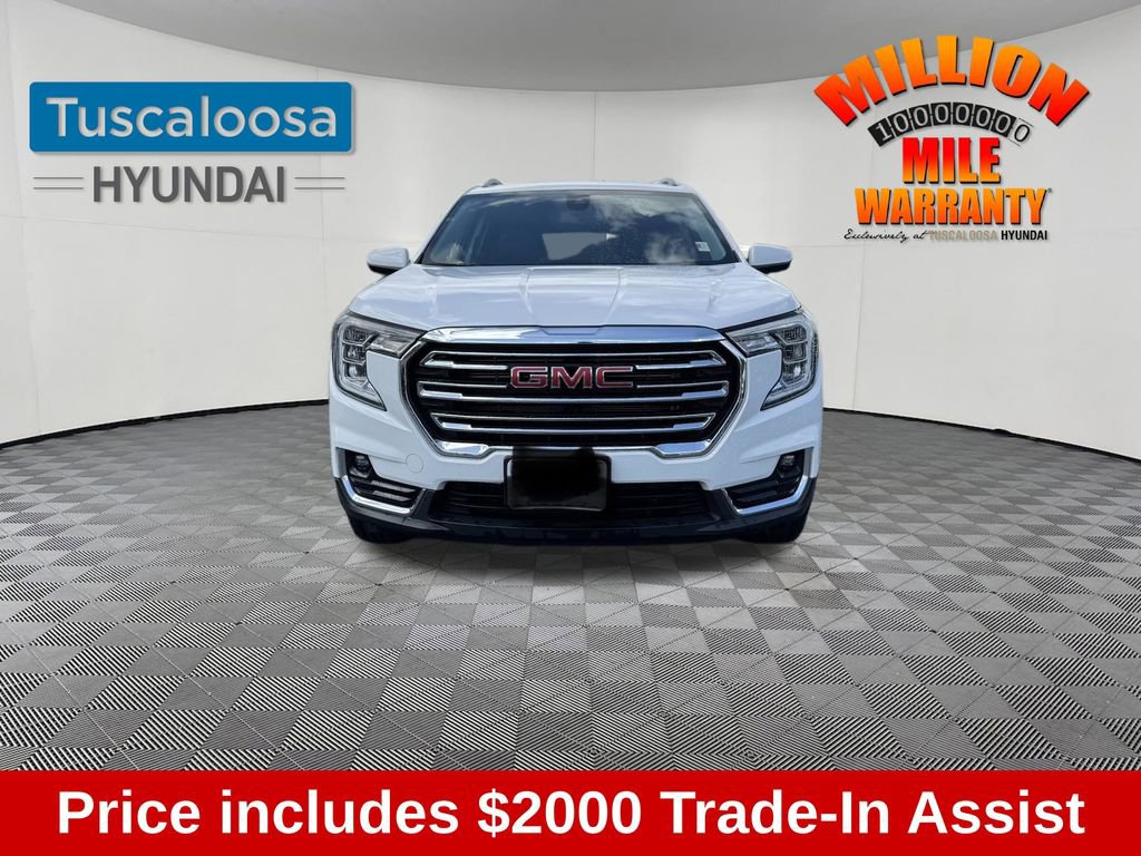 Used 2024 GMC Terrain SLT image 9