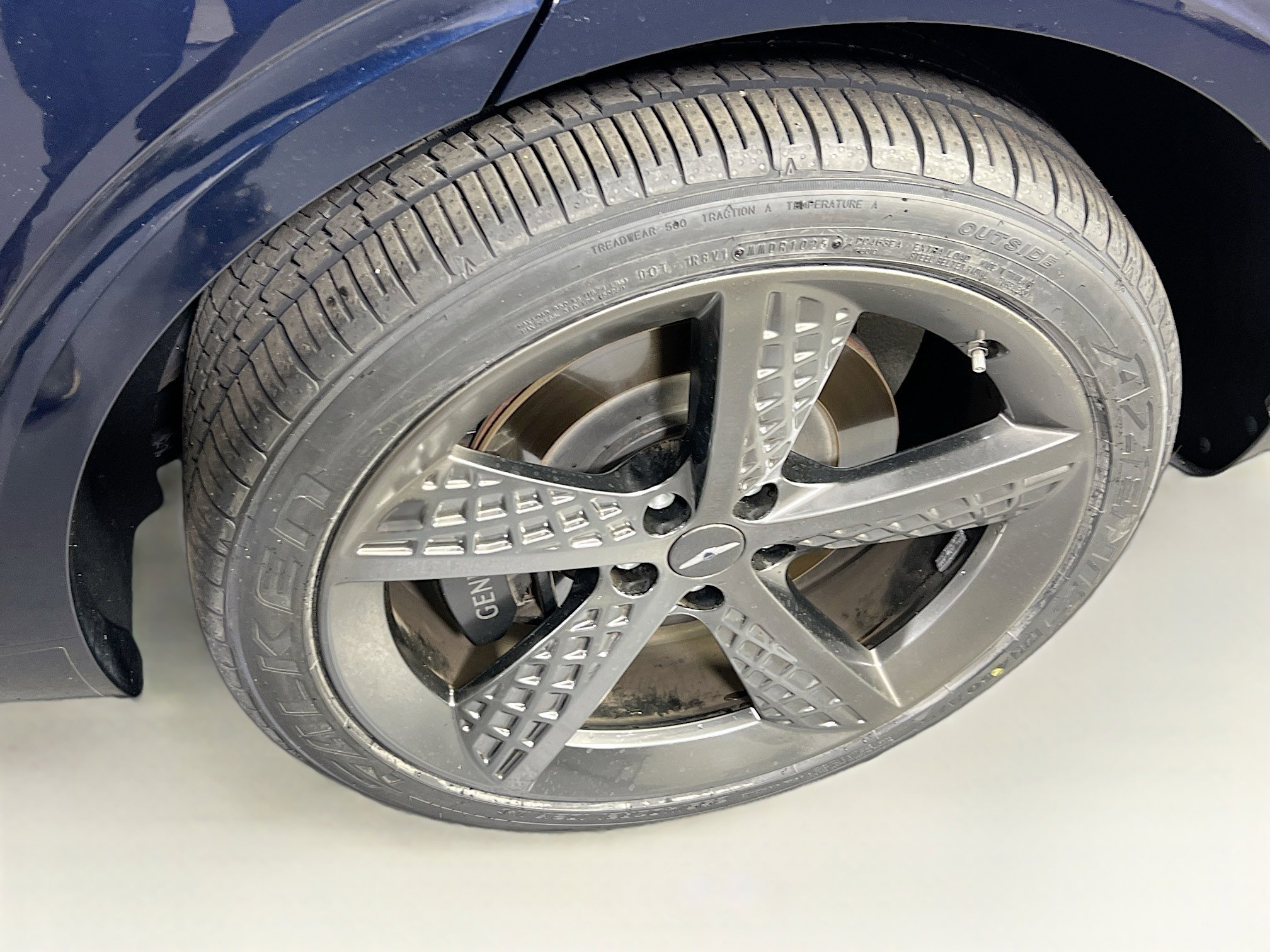 Used 2023 Genesis GV70 3.5T Sport w/ Sport Prestige Package image 33