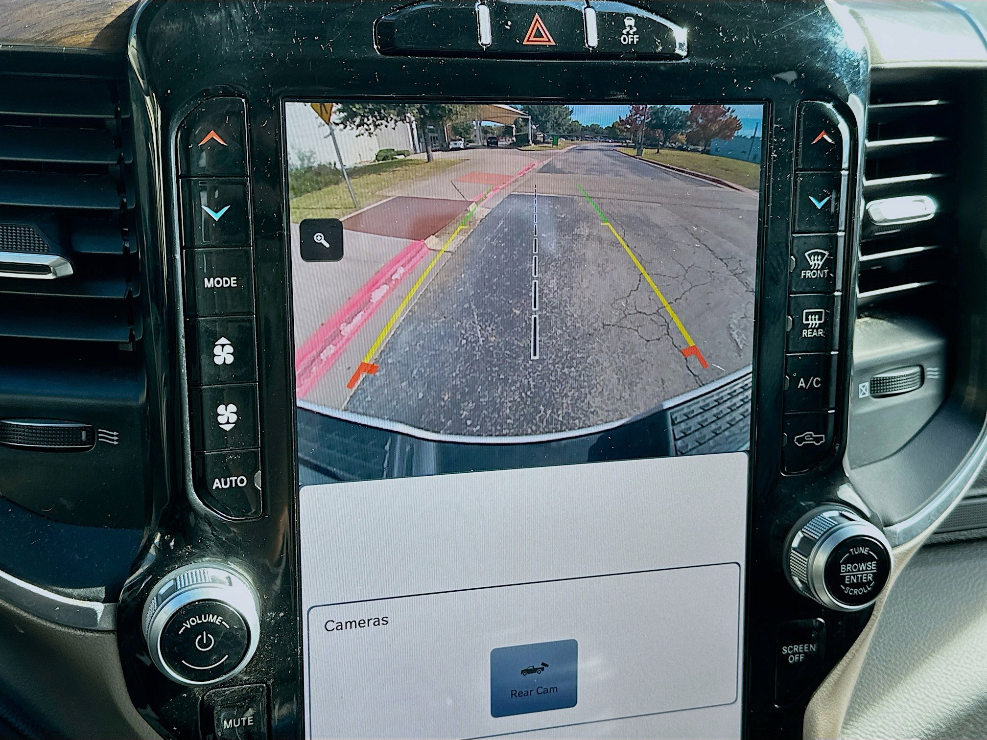 Used 2024 RAM 2500 Laramie image 23