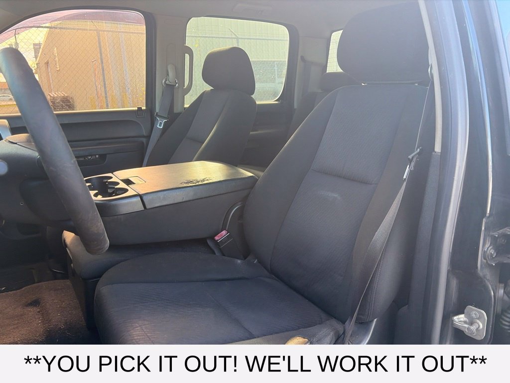 Used 2014 Chevrolet Silverado 2500 LT w/ Z71 Appearance Package AWD/4WD image 9