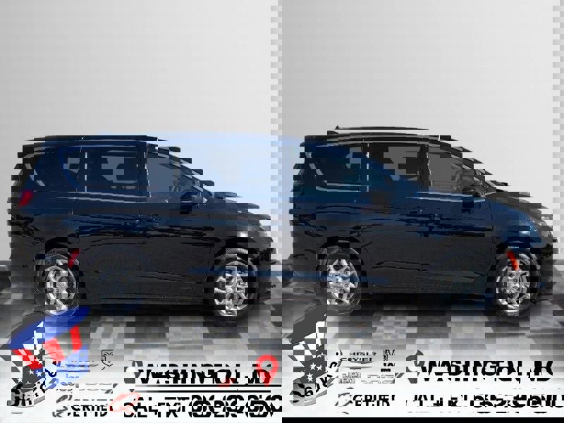 New 2026 Chrysler Voyager LX