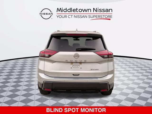 Certified 2024 Nissan Rogue SV w/ SV Premium Package AWD/4WD image 4