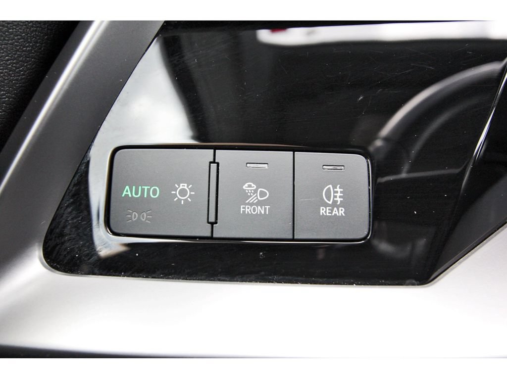 Used 2024 Audi A3 2.0T Premium FWD image 25