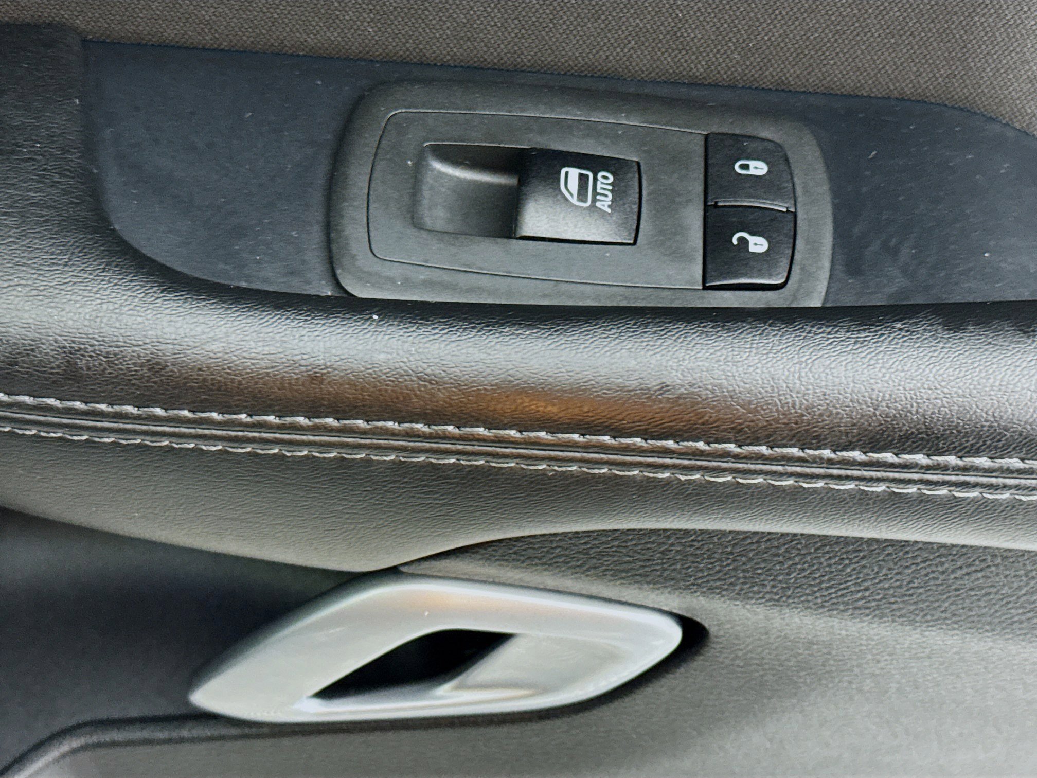 Used 2021 Dodge Challenger SXT w/ Blacktop Package image 26