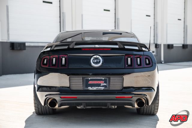 Used 2013 Ford Mustang GT Premium RWD image 18