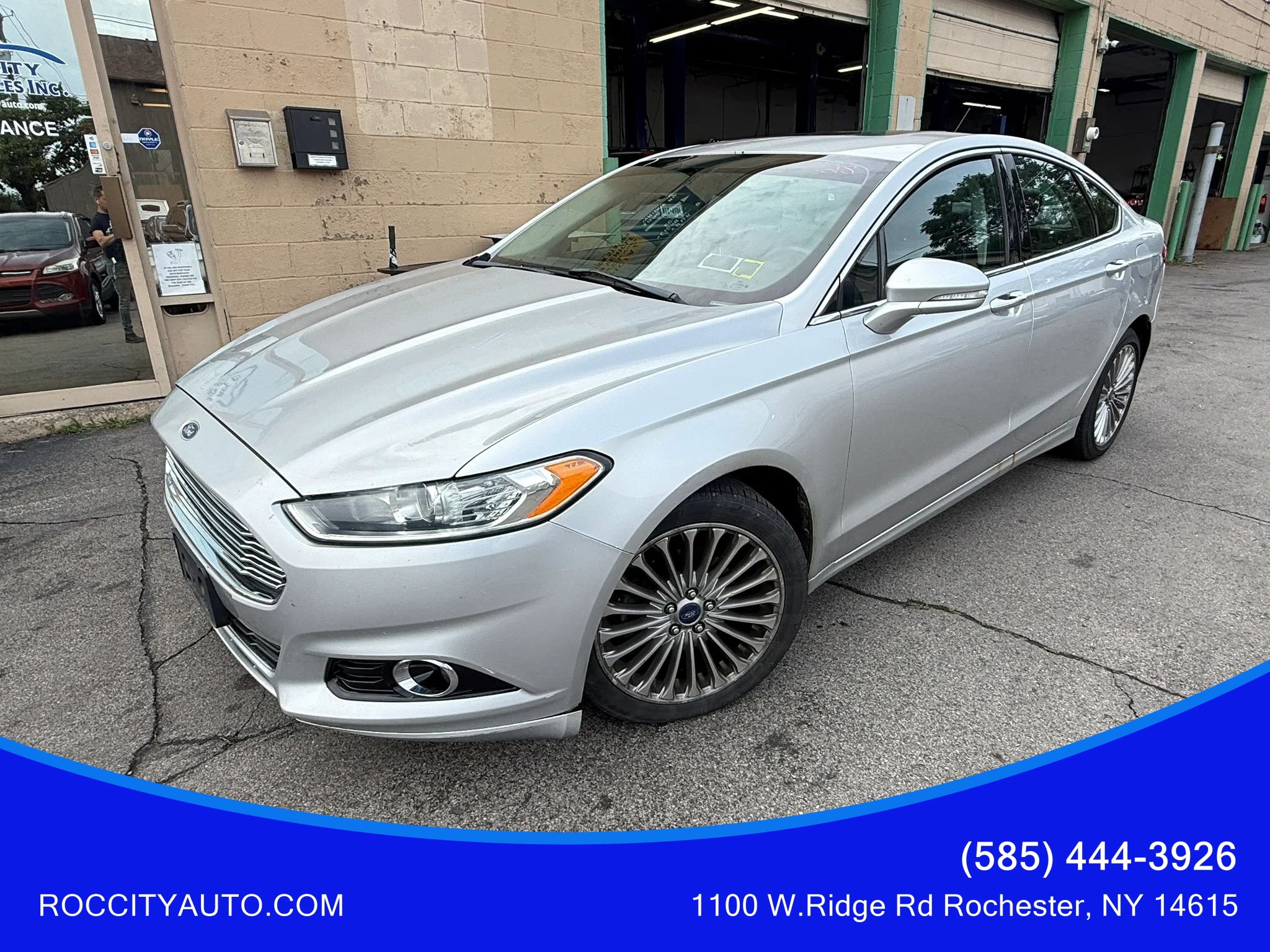 Used 2013 Ford Fusion Titanium FWD image 1