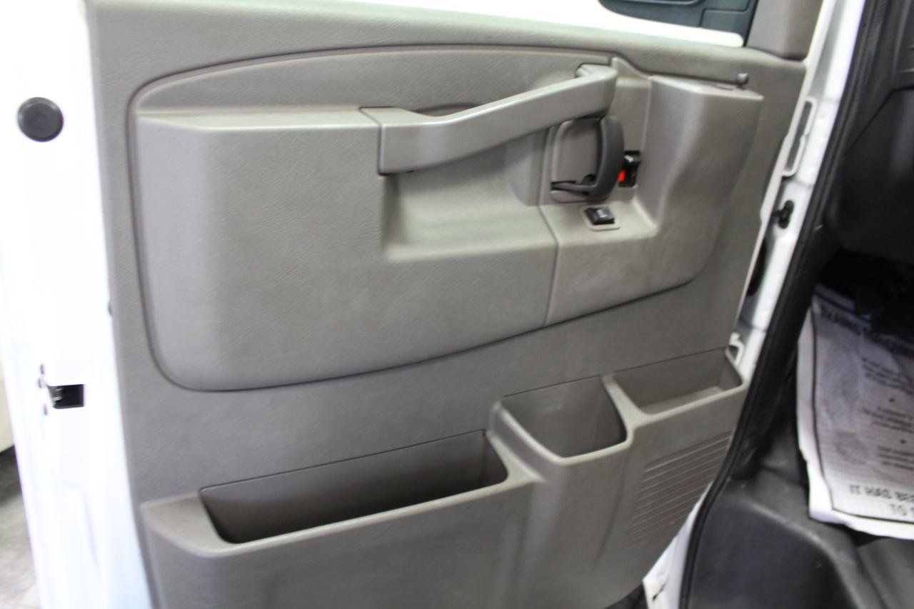 Used 2020 Chevrolet Express 2500 w/ Driver Convenience Package image 18