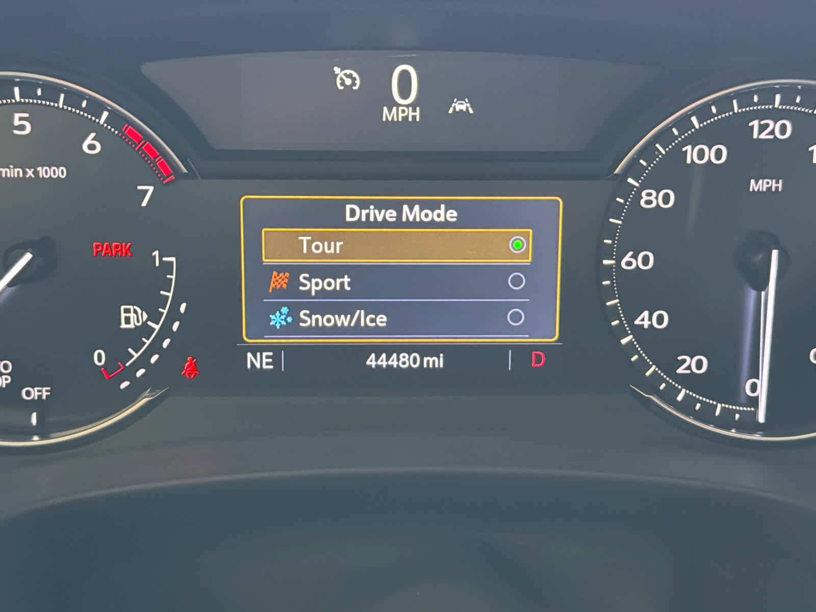 Used 2021 Cadillac XT4 Premium Luxury FWD image 59