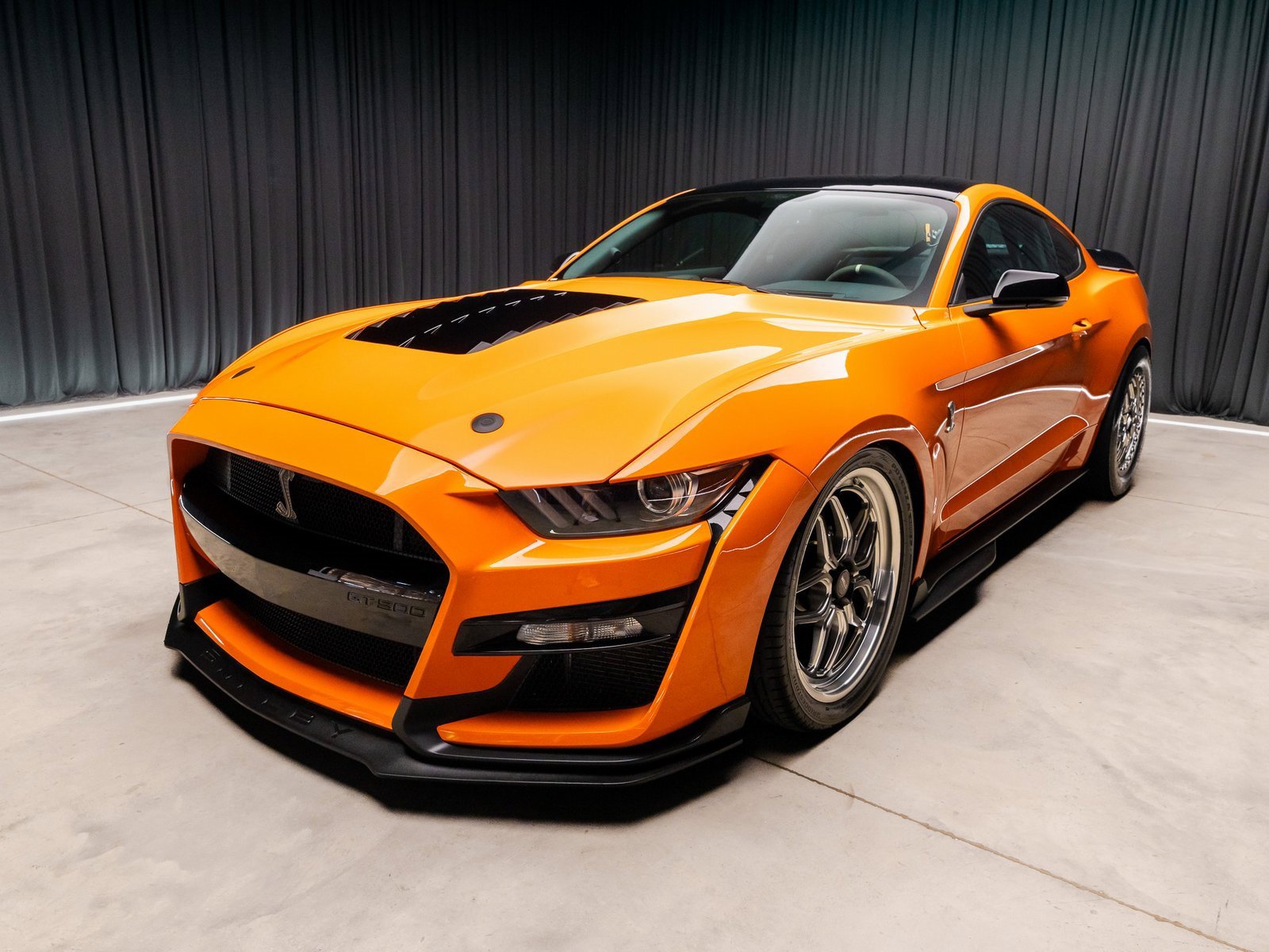 Used 2021 Ford Mustang Shelby GT500 w/ Technology Package image 9