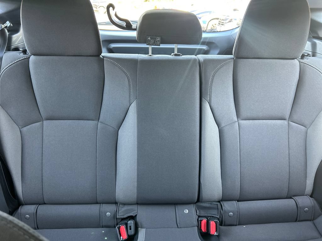 Certified 2024 Subaru Impreza 2.0i AWD/4WD image 32