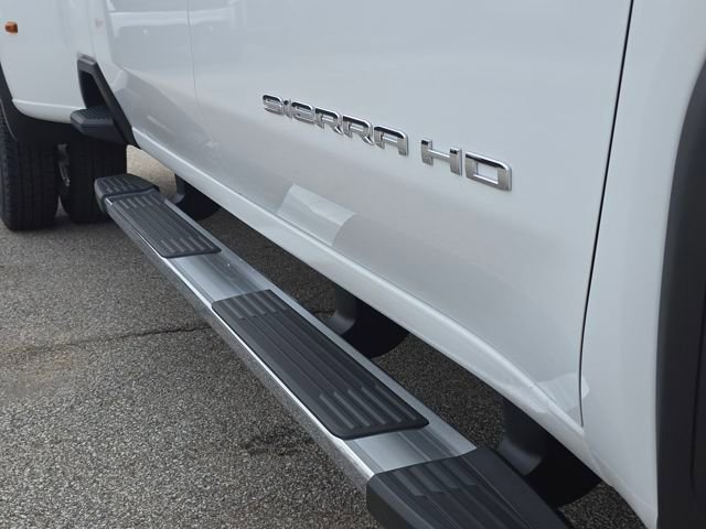 New 2026 GMC Sierra 3500 SLT w/ SLT Convenience Package AWD/4WD image 18