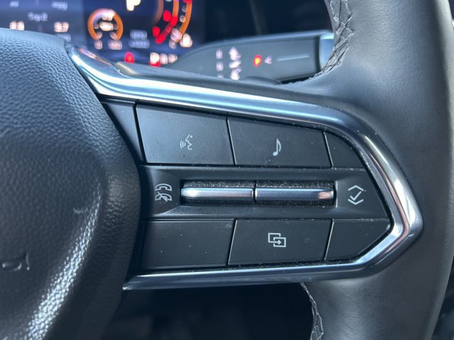 Used 2025 Chevrolet Suburban LT AWD/4WD image 17
