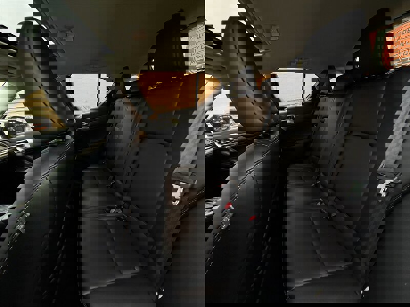 Used 2015 Lexus CT 200h image 44